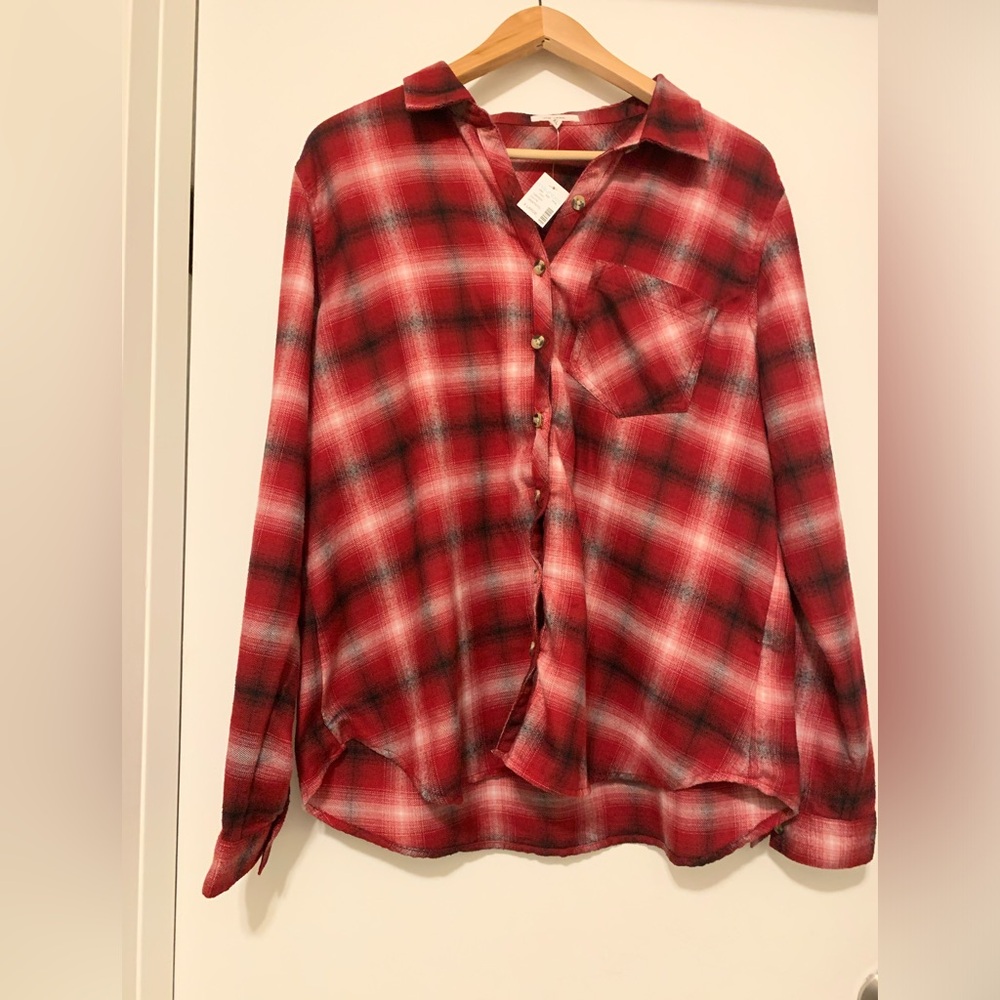 Maurice’s red and black womens flannel. Brand new with tags